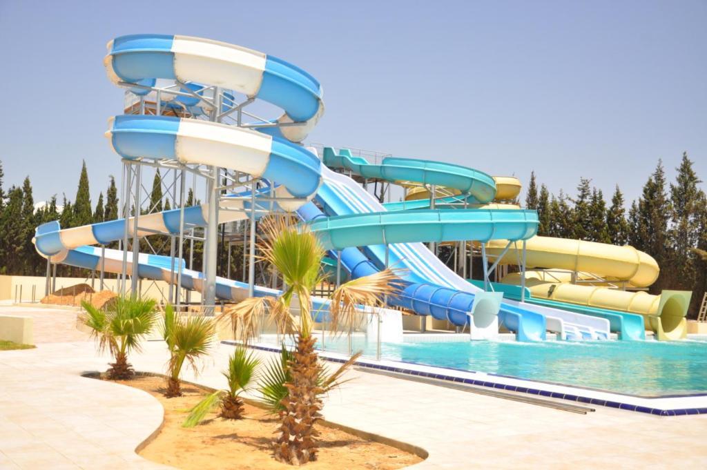 Novostar Nahrawess Thalasso Resort And Aquapark Al-Hammamat Bagian luar foto